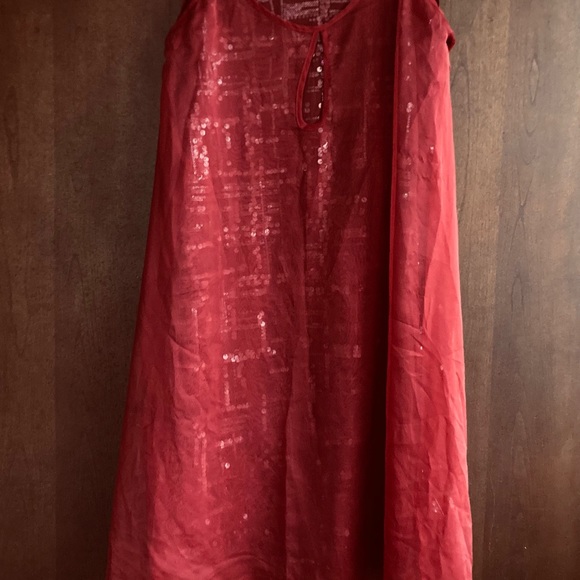 NWT Simply Vera Sequin Layered Party Dress Small Burgundy Chiffon Black … - Picture 6 of 12